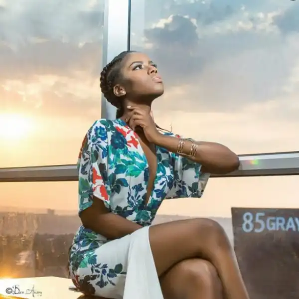 MzVee - Sing My Name (Remix) ft Patoranking (Prod. by Willis Beatz)